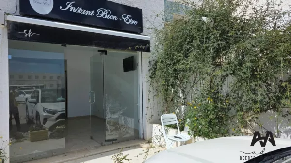 محل تجاري للإيجار في Néapolis, نابل