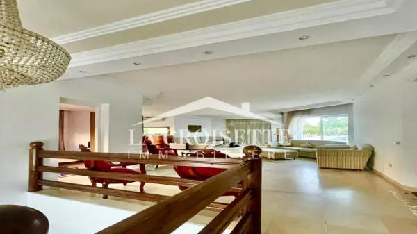 شقة فاخرة مفروشة S+3 للإيجار في La سكرة - MEL0601