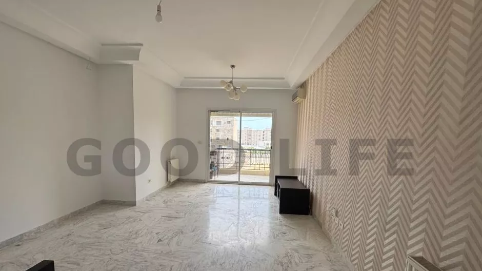 Luxury S+4 Apartment for Rent in Jardins de Carthage