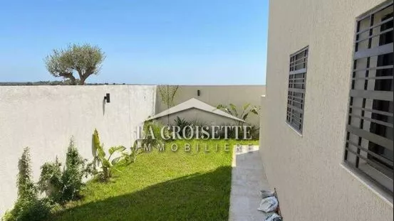 Luxury S+2 Apartment with Garden in Jardins de Carthage ZAL0497