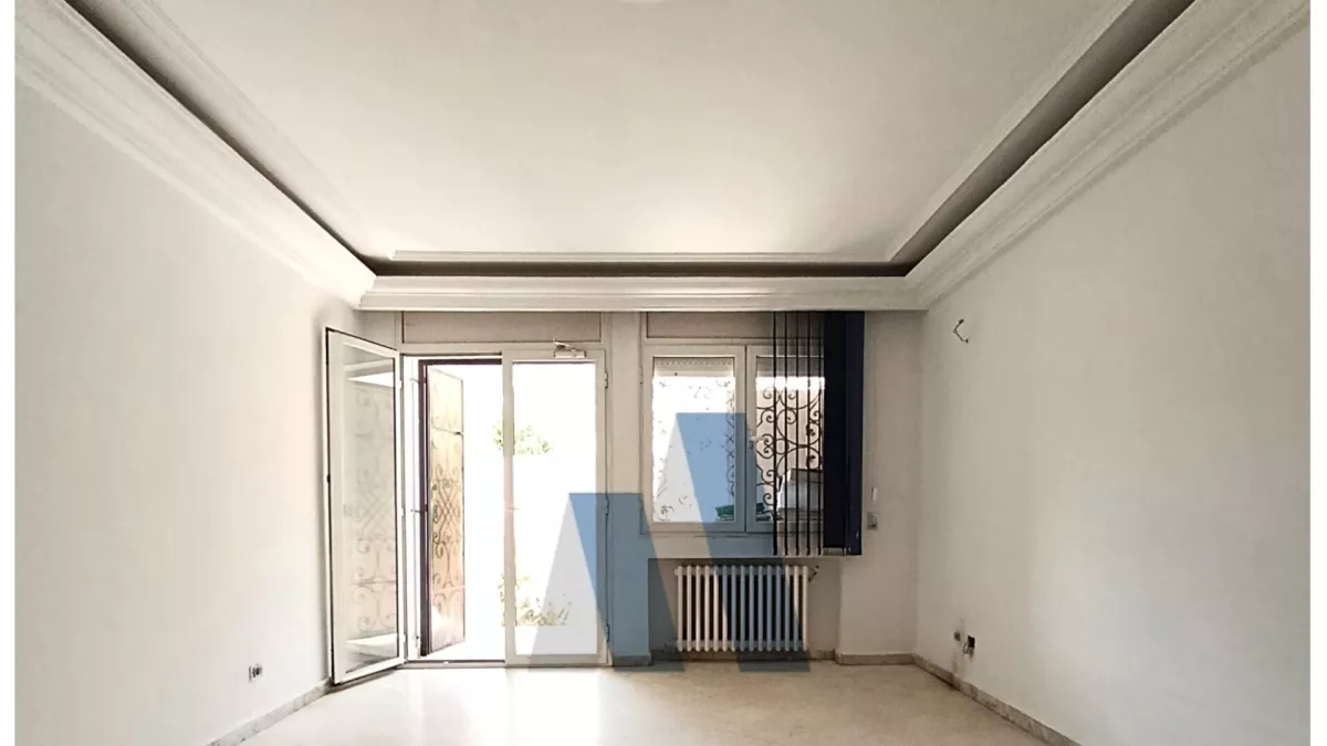 Office Apartment for Rent in Megrine Coteaux