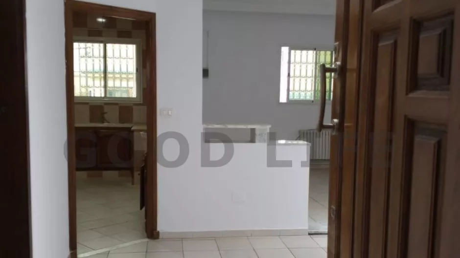 For Rent: Spacious 3-Bedroom Apartment in Borj Baccouche, Ariana