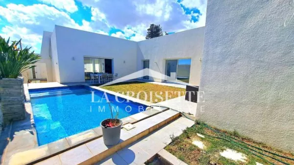 Luxury Ground-Floor Villa with Pool in La Soukra MVL0164